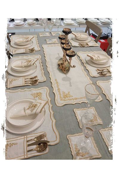 HİFA Set de lenjerie de serviciu american pentru 6 persoane (25 piese) (model cu flori)