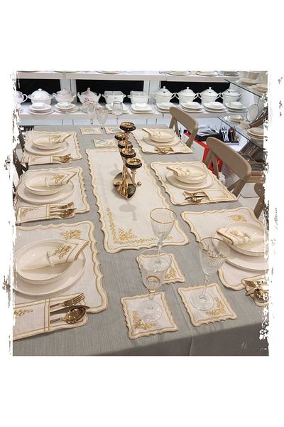 HİFA Set de lenjerie de serviciu american pentru 6 persoane (25 piese) (model cu flori)