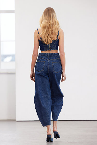 Trendyol Collection Balónové džíny s vysokým pasem – tmavě modré, detail prošívání, udržitelnější TWOSS24JE00141