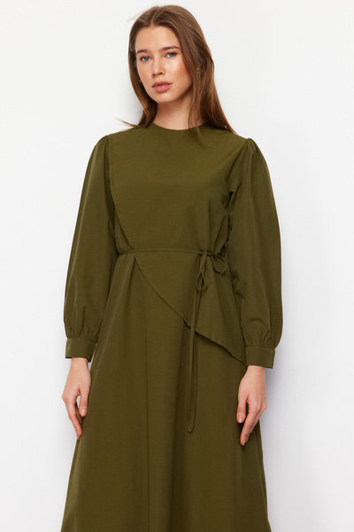Trendyol Modest Χακί Ζώνη Μπροστινό Σπλιτ Βαμβακερό Υφαντό Φόρεμα TCTSS23EB00360