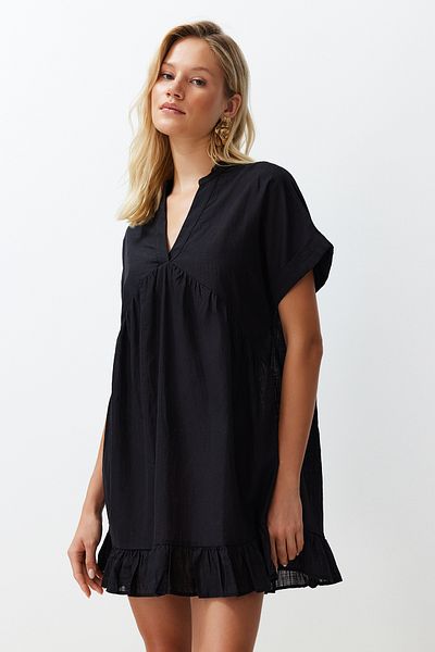 Trendyol Collection Černé Wide Fit mini tkané volánové plážové šaty TBESS24EL00113
