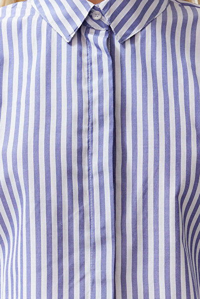 Trendyol Collection Csíkos Crop Woven hát nélküli lenvászon megjelenésű stranding TBESS24GO00012