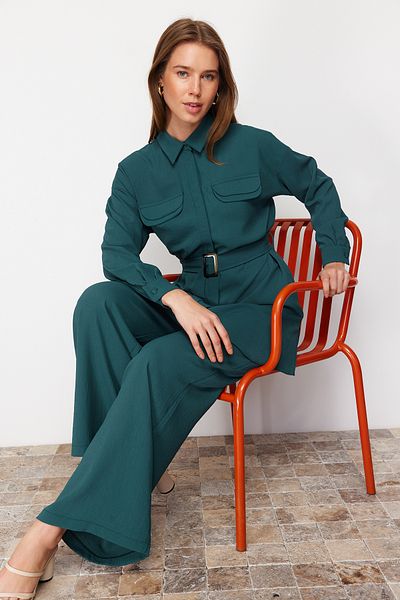 Trendyol Modest طقم علوي وسفلي منسوج باللون الأخضر الزمردي TCTSS24US00061