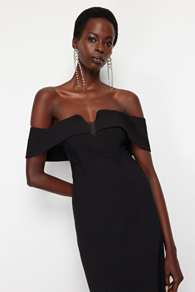 Trendyol Collection Černé tkané dlouhé večerní šaty na tělo TPRSS24AE00007
