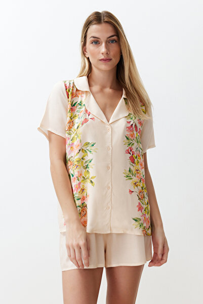 Trendyol Collection Ecru květinové viskózové tkané pyžamové šortky THMSS24PT00131