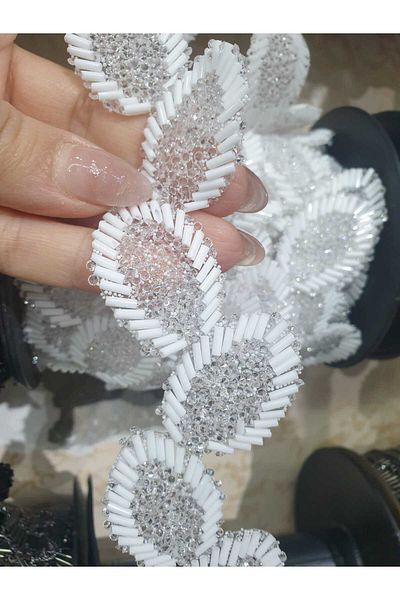 ESRA ŞELEM Iron-On White Color Leaf Pattern Stoned Decorative Strip Accessory