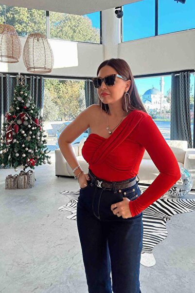 ELVAN TOLON Kırmızı Tek Omuz Drapeli Bluz