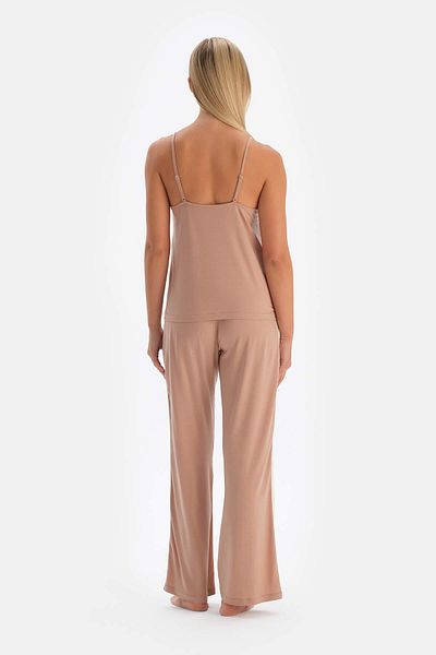 Dagi Light Brown Thin Strap Basic Tank Top