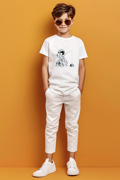 MYADA Astronaut ținând în mână un tricou cu imprimeu pentru băieți