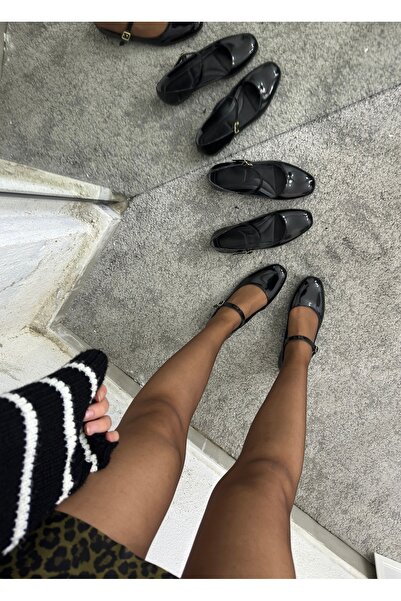 volante Balerina din piele lacuita neagra cu catarama