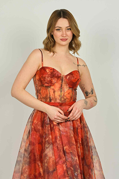 Dans Γυναικείο βραδινό φόρεμα με λεπτομέρειες από τούλι 1579 πορτοκαλί