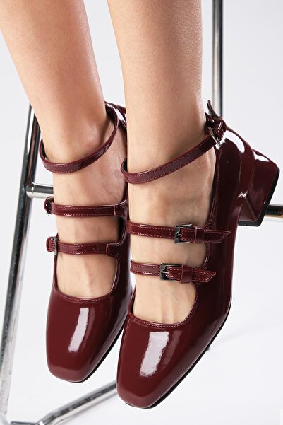 Mio Gusto Baylee Burgundy Color Patent Leather 3-Stripes Blunt Toe Women's Short Heeled Shoes