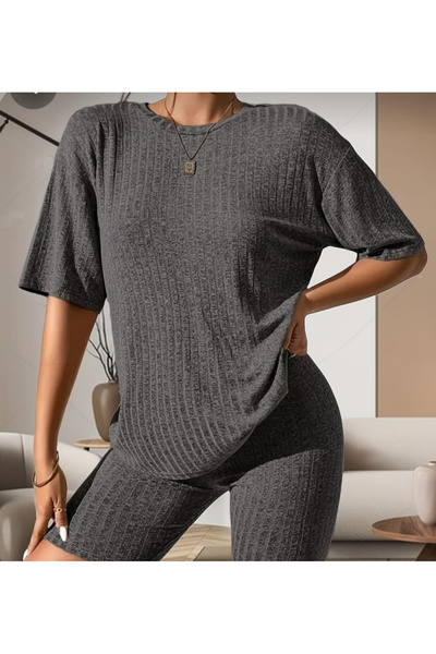 KADIN GRİ BİSİKLET YAKA TSHIRT TAYT ŞORT TAKIM