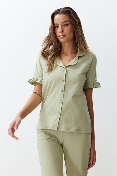 Trendyol Collection Mintgrünes Pyjama-Set aus 100 % gestrickter Baumwolle mit Rüschendetail - THMSS24PT00223