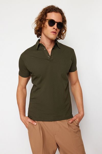 Trendyol Collection Texturované khaki polokošile – pravidelný střih TMNSS24PO00038
