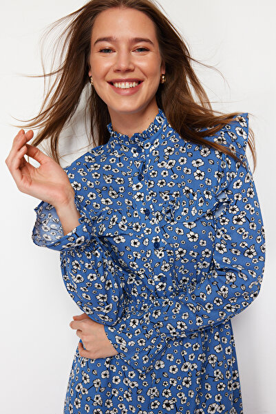 Trendyol Modest Rochie țesută cu modele albastre cu guler în picioare TCTSS21EL3446