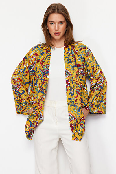 Trendyol Modest Žlutá paisley vzorovaná viskózová kimona a kaftan TCTSS21KK0004