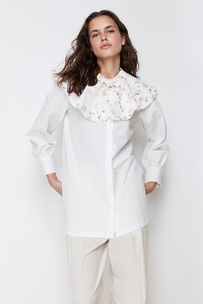 Trendyol Modest Ecru velký vyšívaný dětský límec bavlněná tkaná košile TCTSS24TG00025