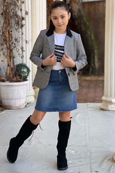 Riccotarz Tricou cu imprimeu text pentru fete, cu buzunar, sacou blazer în carouri Set de fuste din jean albastru