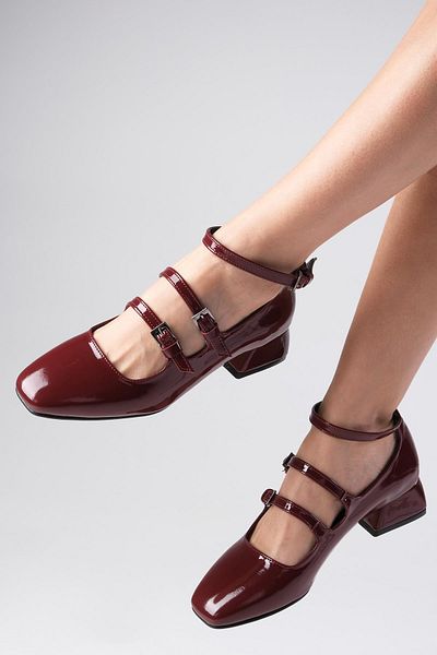 Mio Gusto Baylee Burgundy Color Patent Leather 3-Stripes Blunt Toe Women's Short Heeled Shoes