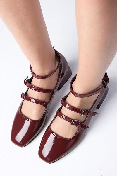 Mio Gusto Baylee Burgundy Color Patent Leather 3-Stripes Blunt Toe Women's Short Heeled Shoes