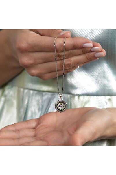 Tesbihane Multicolor Zirkon Taşlı Oval Tasarım At Nalı Detaylı 925 Ayar Gümüş Kadın Şans Kolyesi