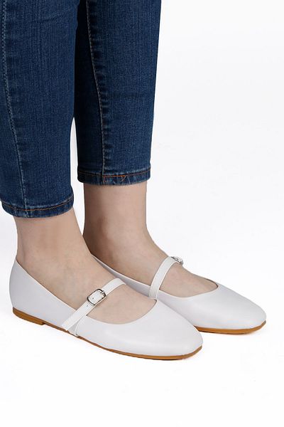 RENKLİBUTİK WOMEN'S SHOES WITH WHITE LEATHER SKIN BELT DETAIL