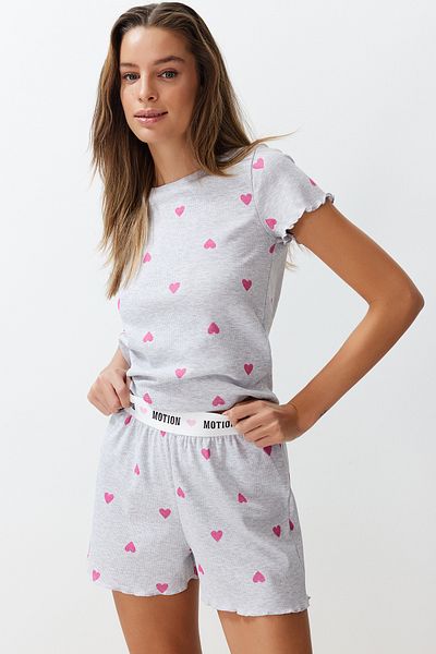 Trendyol Collection Pyjama-Shorts-Set mit herzförmigem grauem Melange-Slogan – THMSS24PT00220