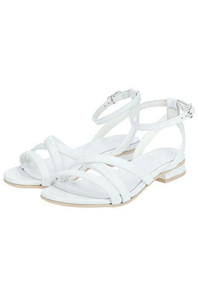 Nero Giardini Σανδάλια - Κομψή σχεδίαση και χαλαρή εφαρμογή