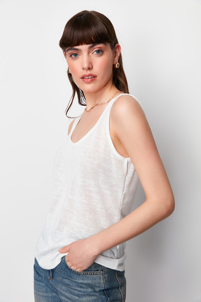 Trendyol Collection Екрю Спокойна/удобна плетена блуза с яка за басейн с дета...