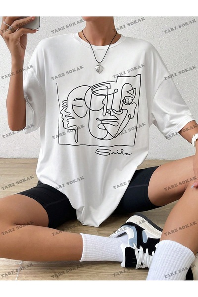 Adrift Letnja bela Y2K grafička majica sa spuštenim ramenima - unisex majica ...