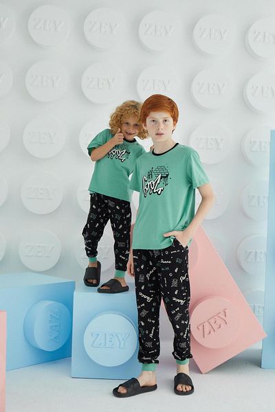 Sevim Boy's Short Sleeve Green Pajamas Suit C3T5N68