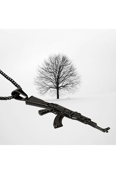 FG KONNİCHİWA قلادة ذهبية من الفولاذ باللون الأسود AK47 Gun Gangster