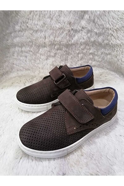 Özgür Kids 28 NUMARA HAKİKİDERİ ORTOPEDİK DELİKLİ ÇOCUK SPOR AYAKKABI