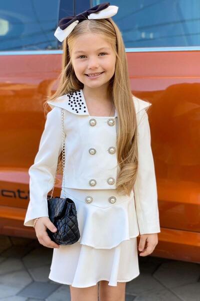 Riccotarz Жіночий комір з перламутровими намистинами та ґудзиками, детальний білий костюм зі спідницею