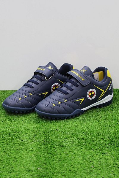 Kinetix Pantofi de fotbal pentru băieți Kero FB TF Turf Astroturf