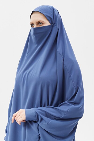 Altobeh Γυναικείο Hijab Medina Silk Sheet Top Veiled Souffle Hijab Dark Jeans