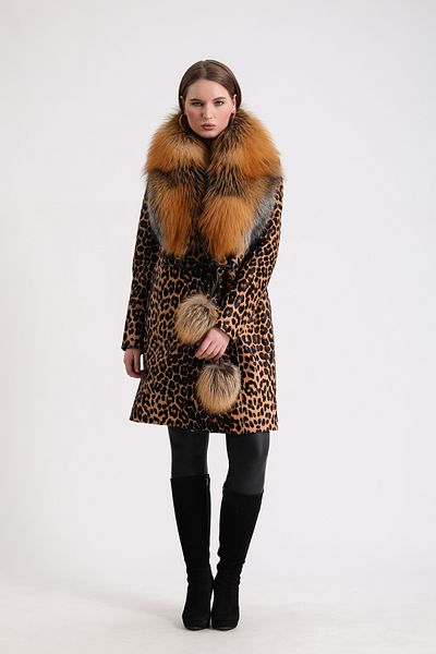 Leather Club Pony Leopard Patterned Coat with Gold Fox Accessories