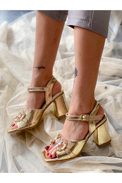 irmona ARYA GOLD TASLI SEFFAF ÖKÇE TOPUKLU SANDALET