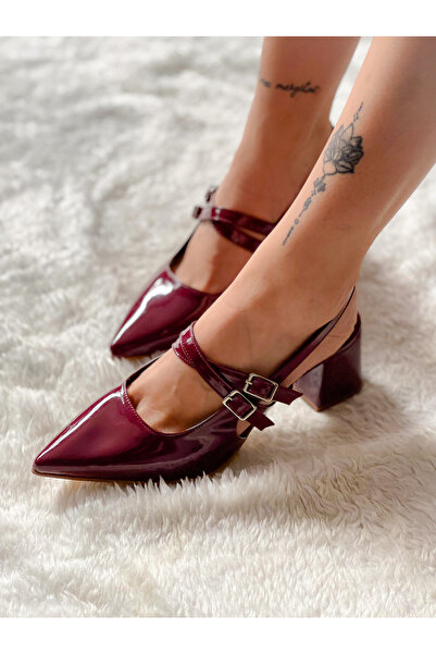 irmona صندل فيرونيكا بورجوندي من الجلد اللامع بإبزيمين وكعب قصير