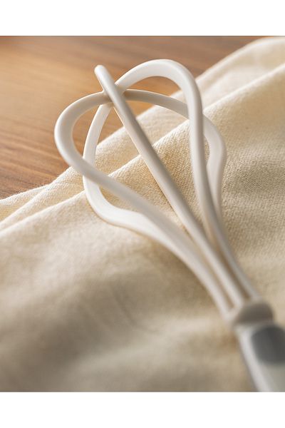 Madame Coco Chase Whisk - Comfortable and Stylish Design