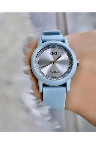Q&Q  Women's Waterproof Plastic Cord Wristwatch
