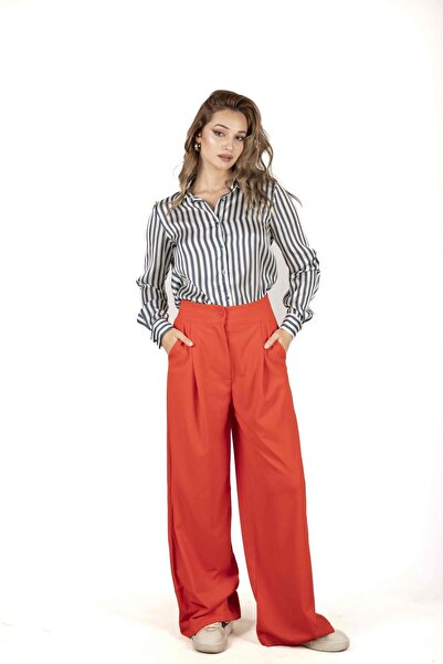 Lefon Sırt Detaylı Çizgili Gömlek