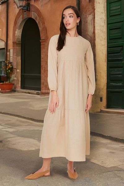 Trendyol Modest Μπεζ Gather Λεπτομερές βαμβακερό υφασμένο φόρεμα TCTSS21EL3406