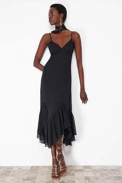 Trendyol Collection Černé A-Line volánkové tkané midi šaty Tprss24El00102