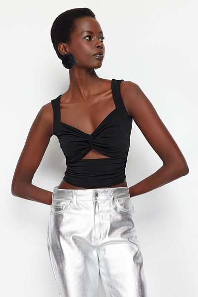 Trendyol Collection Μαύρη πλεκτή μπλούζα - Crop Cut, Cut Out Detail, TPRSS24BZ00029