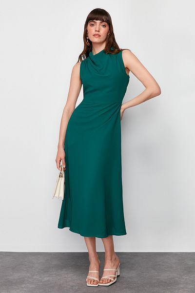 Trendyol Collection Σμαραγδένια Πράσινη Φούστα με γιακά Degaje Κομμένη λεπτομέρεια Midi υφαντό φόρεμα TWOSS24EL00390