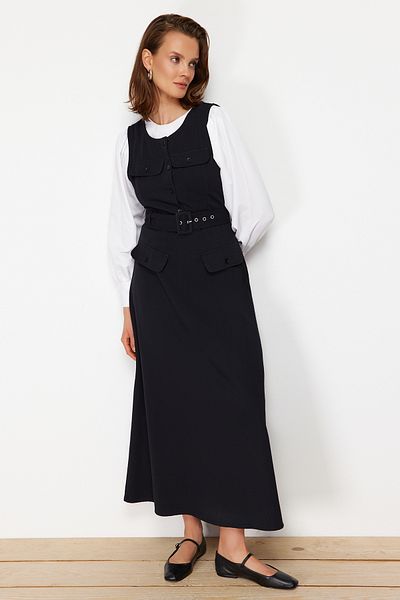 Trendyol Modest Λεπτομερές αμάνικο υφαντό Gilet φόρεμα μαύρου φύλλου Gabardine TCTSS24EB00161