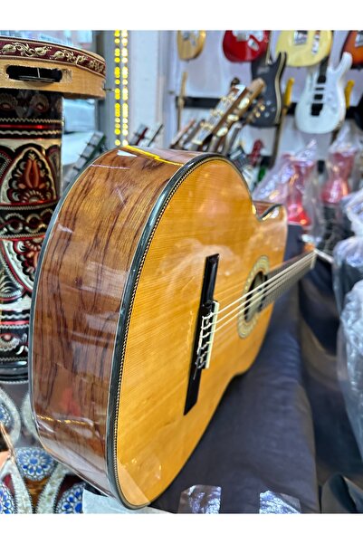 Solares SCB-100 Profesyonel Klasik Gitar