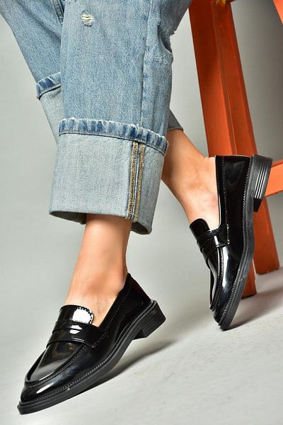 Fox Shoes S652913008 Schwarze Lackleder Loafer Mokassin Damenschuhe